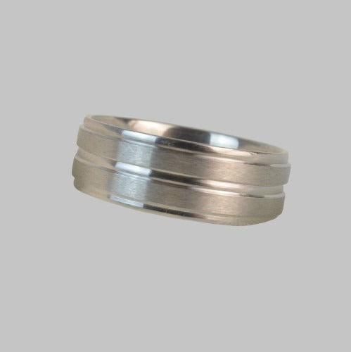 Knight Ring