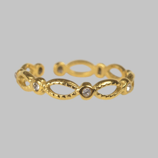Elegance Ring